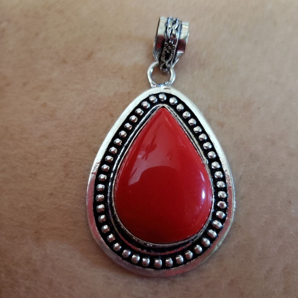 Teardrop Red Coral 925 Pendant!